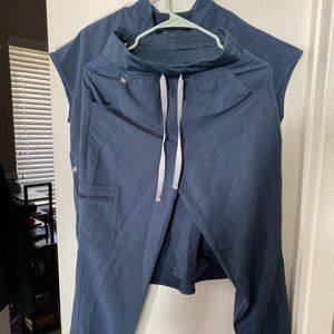 Figs Technical Collection Women's XS Navy Blue Scrub Set